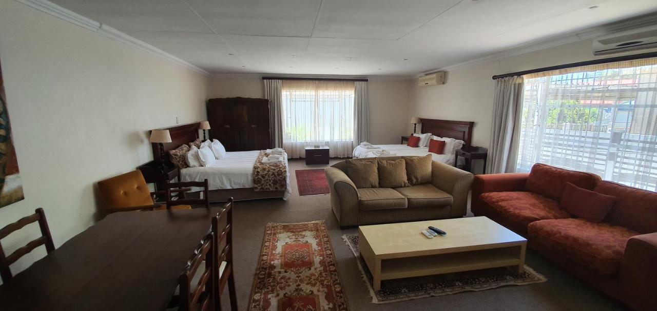 Acacia Westdene B&B Блумфонтейн Экстерьер фото