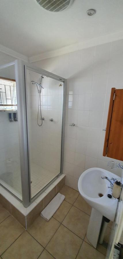 Acacia Westdene B&B Блумфонтейн Экстерьер фото