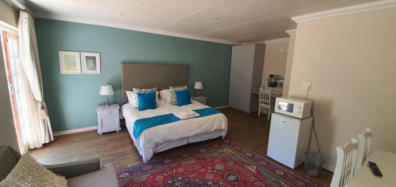 Acacia Westdene B&B Блумфонтейн Экстерьер фото